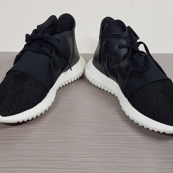 Adidas Tubular Defiant Sneaker Black Womens Size 7 - Picture 4 of 12